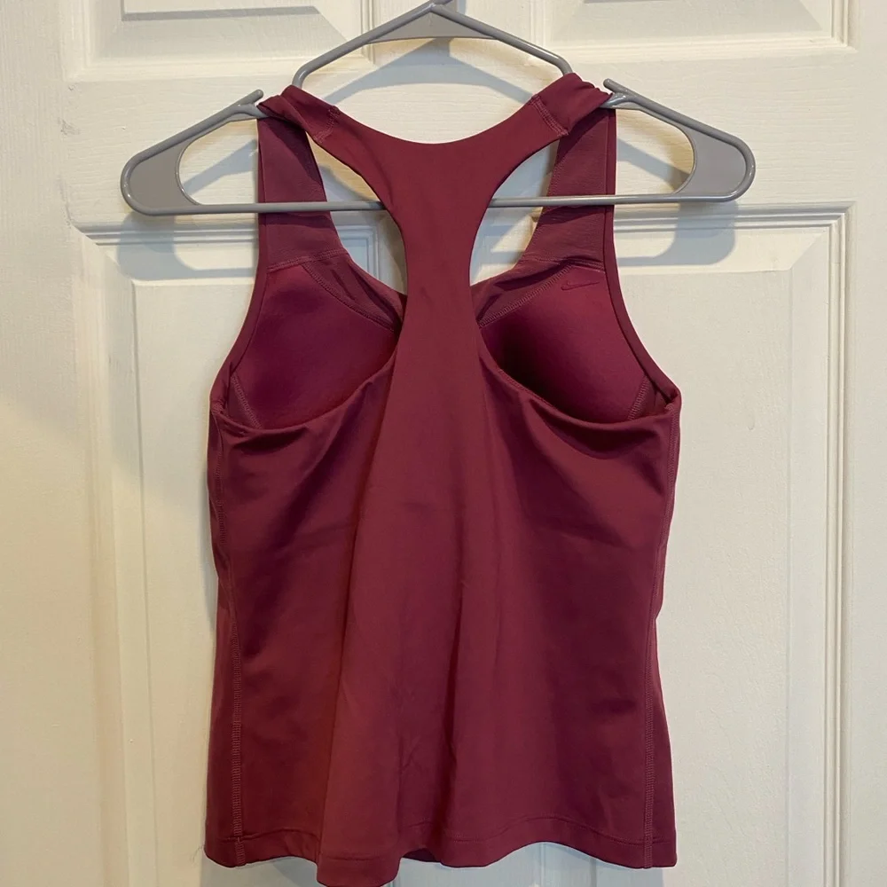 Nike Raspberry Tank Top - Picture 2 of 3